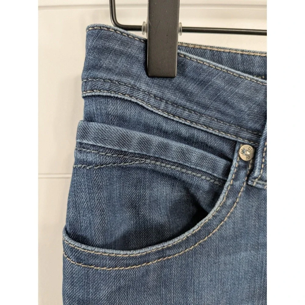 DL1961 Womens Joy Super High Rise Flare Jeans sz 28 Dark Wash Blue 4 Way Stretch - Picture 4 of 16